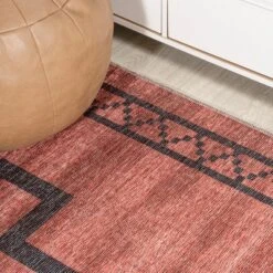 Korsa Geometric Medallion Machine-Washable Area Rug - JONATHAN Y -Home Decoration Store GUEST 2fcaf5ee e95c 40fc 9c4c 36f97c9173df