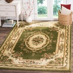 Trudy Medallion Accent Rug - Safavieh