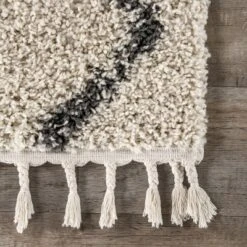 NuLOOM Michelle Diamond Trellis Tassel Area Rug -Home Decoration Store GUEST 457b2cc1 51ef 41d6 907d dde78254e228