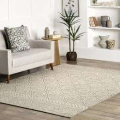 NuLOOM Transitional Floral Jeanette Area Rug