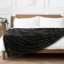 PAVILIA Super Soft Fleece Flannel Ribbed Striped Throw Blanket, Luxury Fuzzy Plush Warm Cozy For Sofa Couch Bed -Home Decoration Store GUEST 9d43f2b2 cf6e 4fd0 be20 8373d14adddc