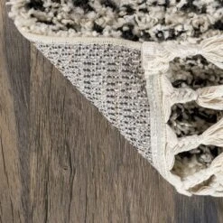 NuLOOM Bria Moroccan Diamond Tassel Area Rug -Home Decoration Store GUEST b3818f90 d75e 4ab4 9357 5a28ec5bb341