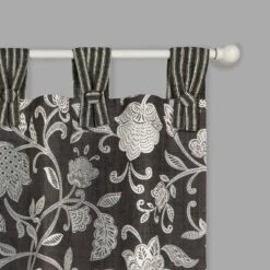 Stencil Vine Window Tier - Waverly