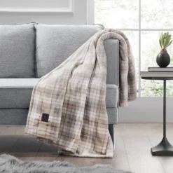 50"x60" Cozy Electric Throw Blanket - Brookstone -Home Decoration Store GUEST fde2e9d1 6887 46b7 a721 24b4e7da772f